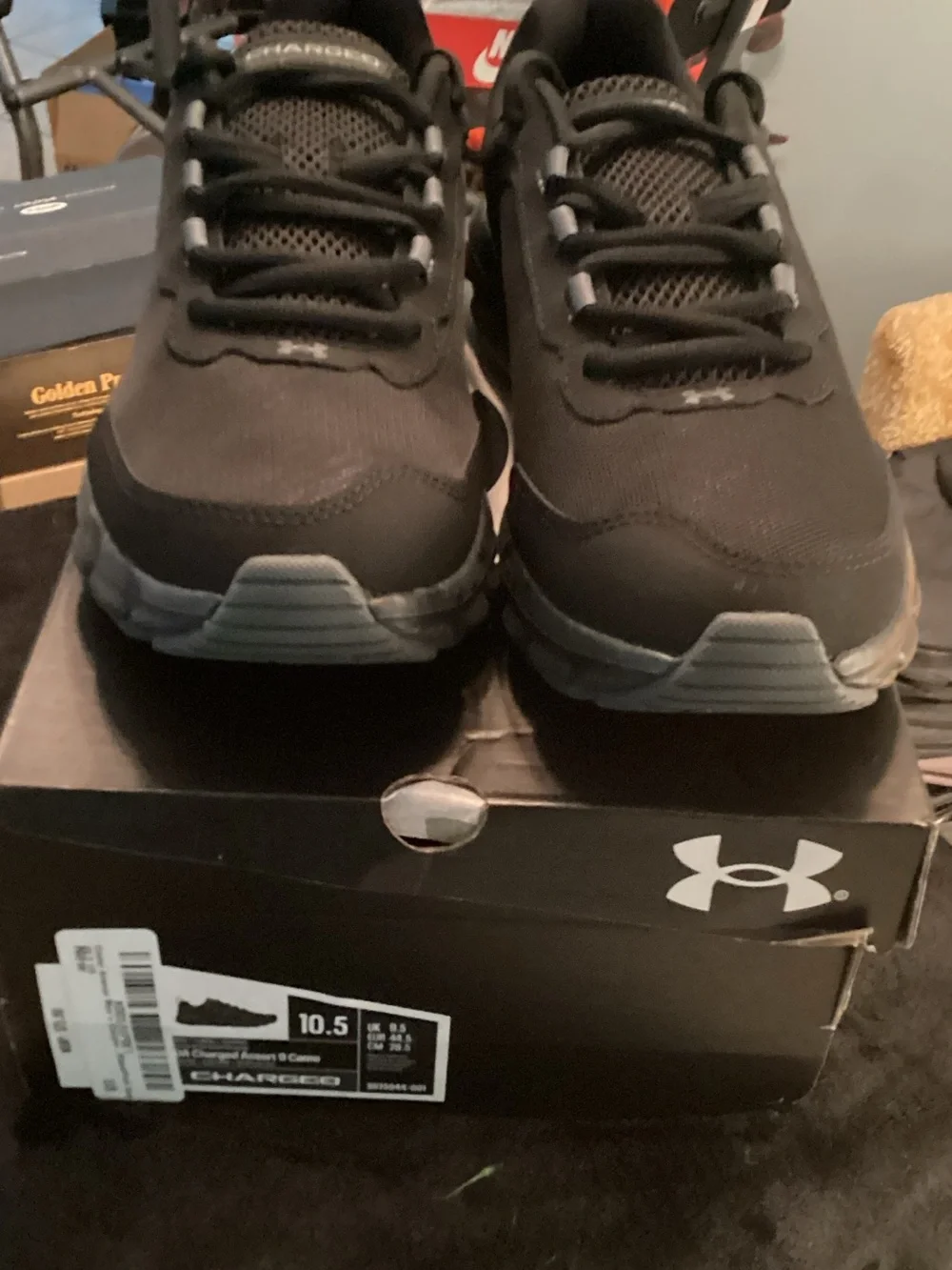 Under Armour Men’s Black Athletic Trainers with Gray Accents